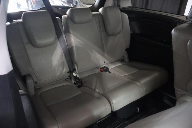 Photo of 2019 Silver Honda Odyssey