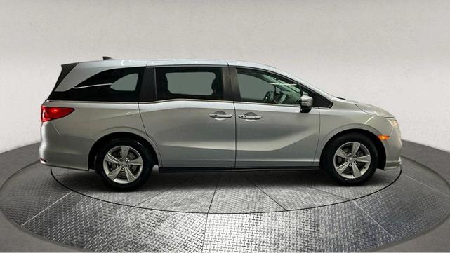 Photo of 2019 Silver Honda Odyssey