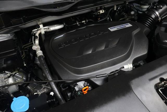 Photo of 2019 Silver Honda Odyssey