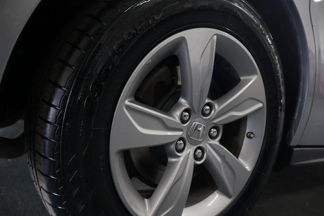 Photo of 2019 Silver Honda Odyssey