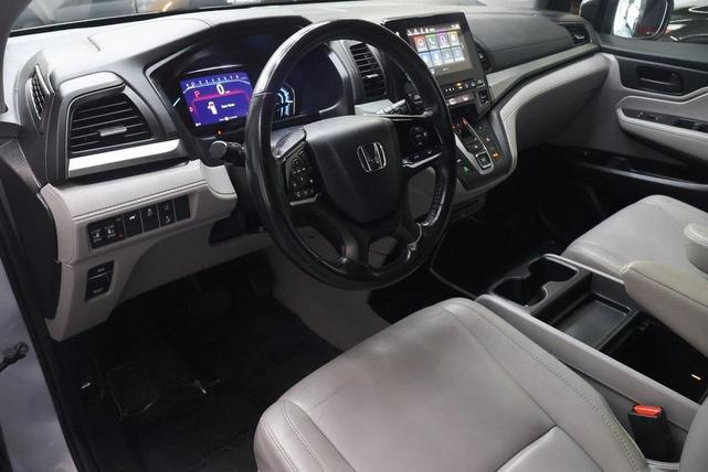 Photo of 2019 Silver Honda Odyssey