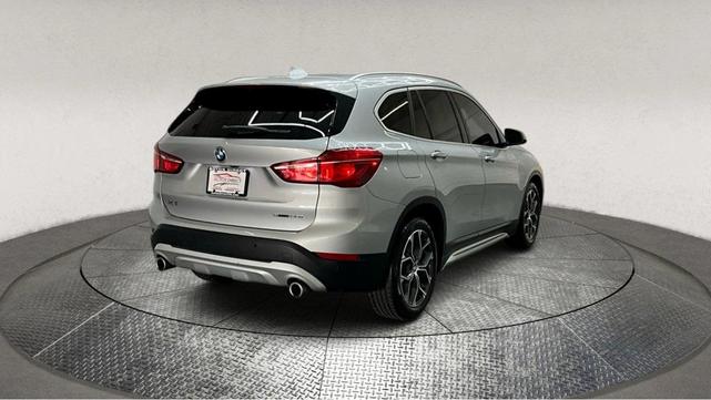 Photo of 2021 Glacier Silver Metallic BMW X1