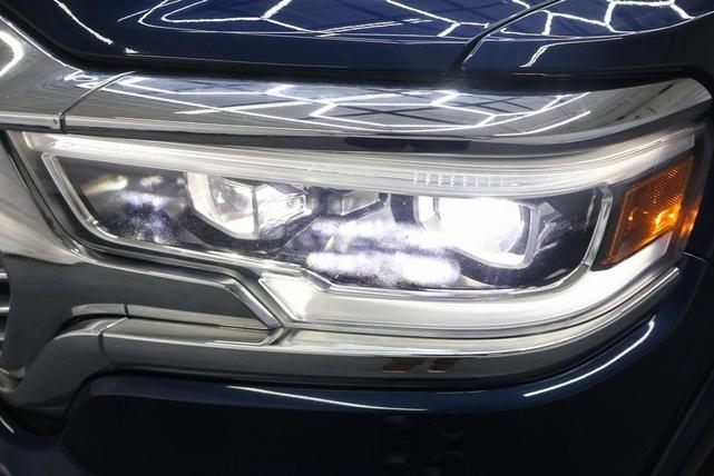 Photo of 2022 Patriot Blue Pearlcoat RAM 1500