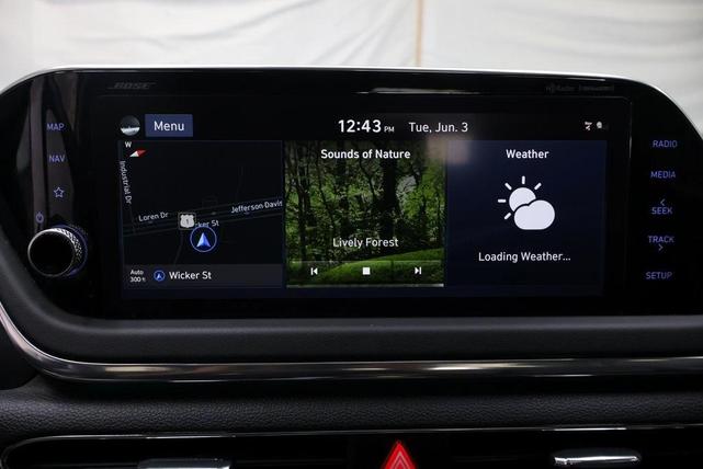 Photo of 2022 Phantom Black Hyundai SONATA