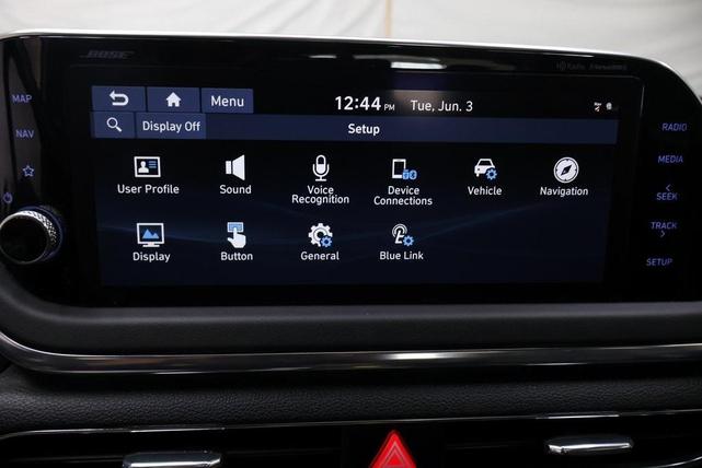 Photo of 2022 Phantom Black Hyundai SONATA