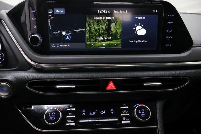 Photo of 2022 Phantom Black Hyundai SONATA