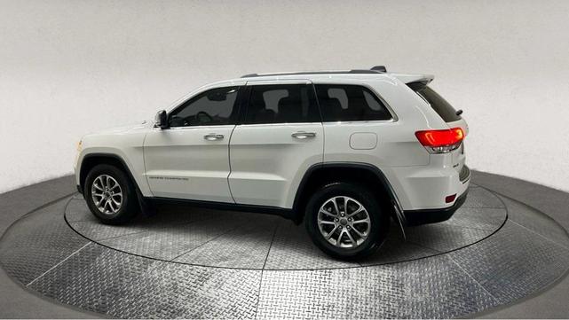 Photo of 2015 Bright White Clearcoat Jeep Grand Cherokee