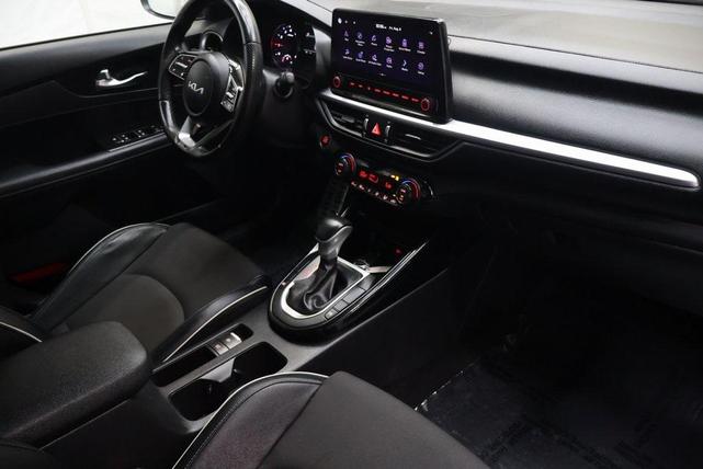 Photo of 2022 Blue Kia Forte