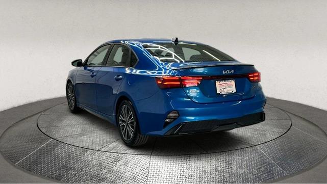 Photo of 2022 Blue Kia Forte