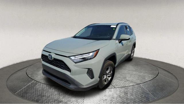Photo of 2022 Gray Toyota RAV4 Hybrid