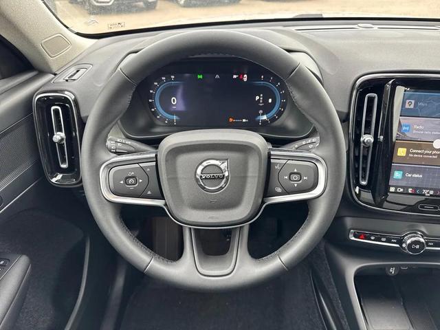 Photo of 2025 Not Avail Volvo XC40