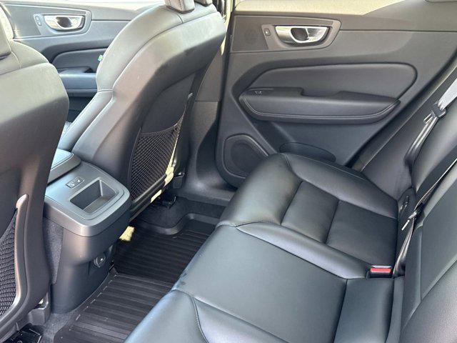 Photo of 2024 Silver Dawn Metallic Volvo XC60