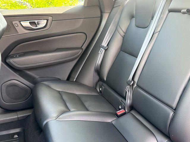 Photo of 2024 Silver Dawn Metallic Volvo XC60