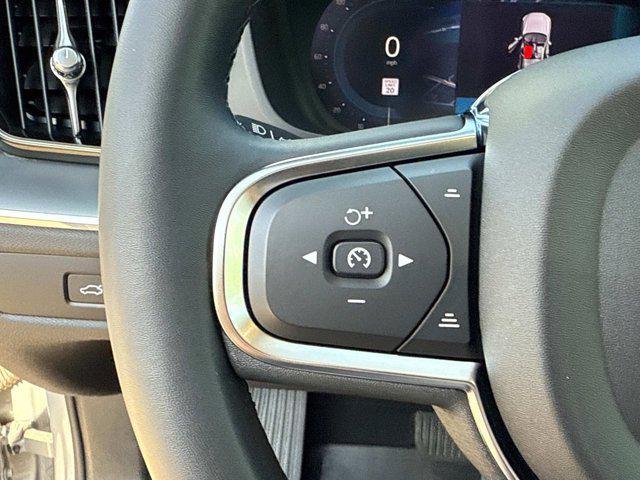 Photo of 2024 Silver Dawn Metallic Volvo XC60