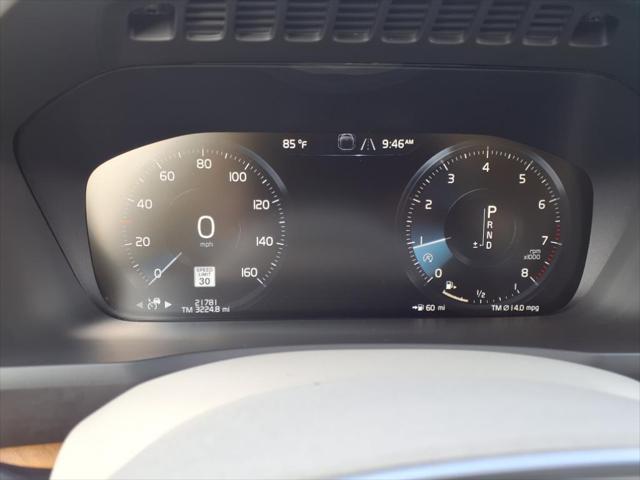 Photo of 2022 Denim Blue Volvo XC90