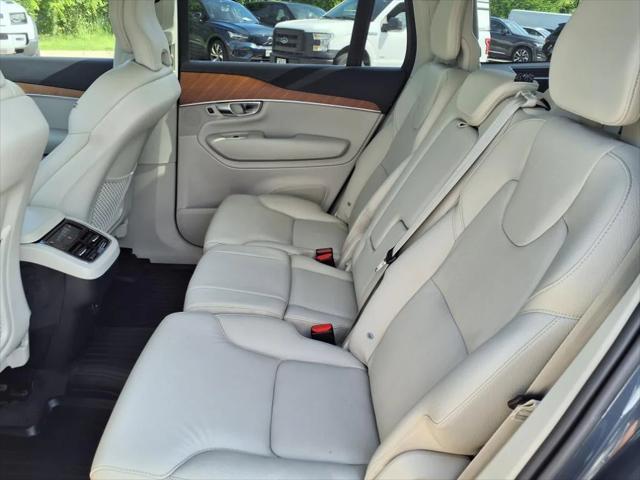 Photo of 2022 Denim Blue Volvo XC90