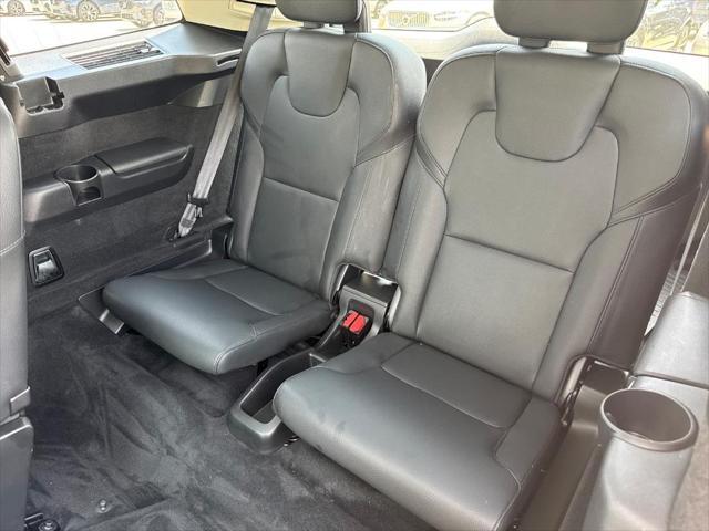 Photo of 2023 Crystal White Metallic Volvo XC90