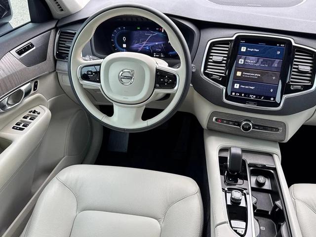 Photo of 2023 Crystal White Metallic Volvo XC90 Recharge Plug-In Hybrid