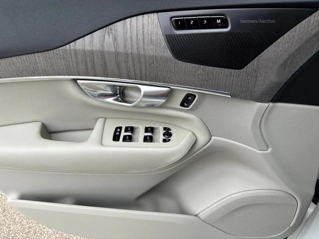Photo of 2023 Crystal White Metallic Volvo XC90 Recharge Plug-In Hybrid
