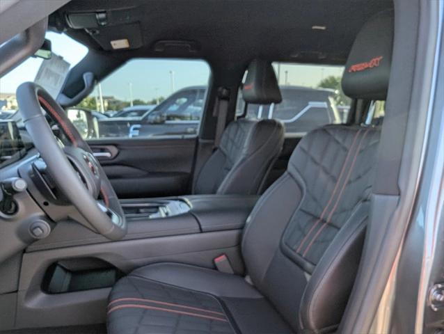 Photo of 2025 Gun Metallic/Super Black Nissan Armada