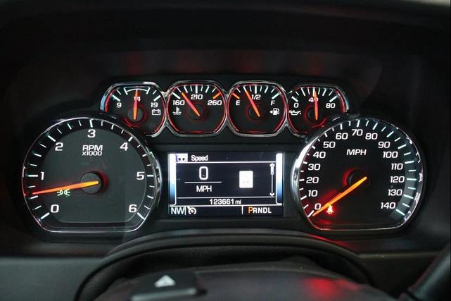Photo of 2018 Summit White GMC Yukon