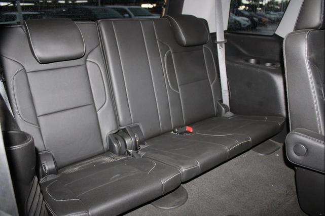 Photo of 2018 Summit White GMC Yukon
