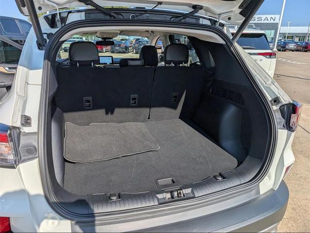 Photo of 2022 Star White Tri-Coat Ford Escape