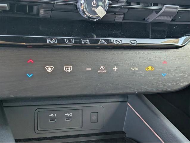 Photo of 2025 Everest White Pearl Tricoat Nissan Murano