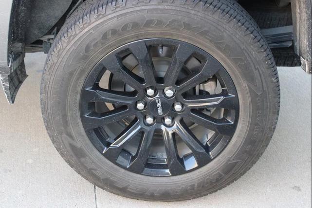 Photo of 2022 Satin Steel Metallic GMC Canyon