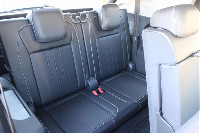Photo of 2024 Pure White Volkswagen Tiguan