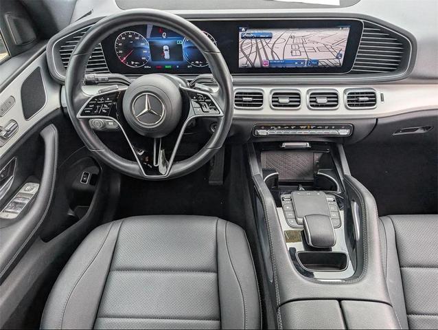 Photo of 2024 Polar White Mercedes-Benz GLE 450 Plug-In Hybrid