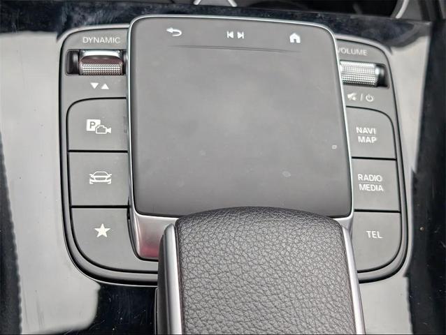 Photo of 2024 Polar White Mercedes-Benz GLE 450 Plug-In Hybrid