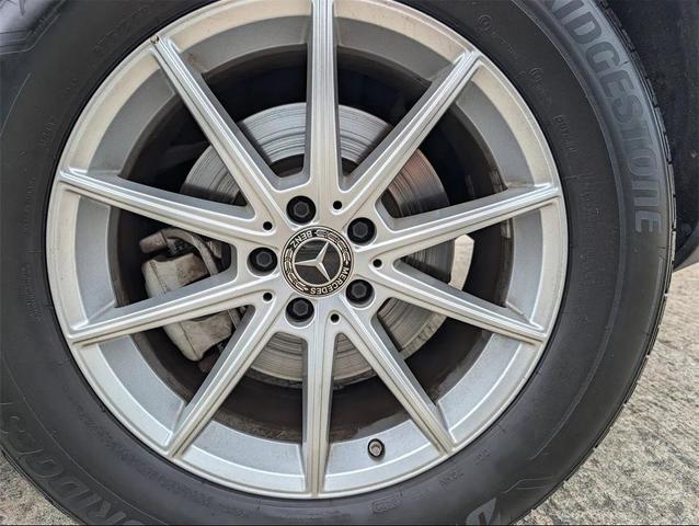 Photo of 2024 Polar White Mercedes-Benz GLE 450 Plug-In Hybrid