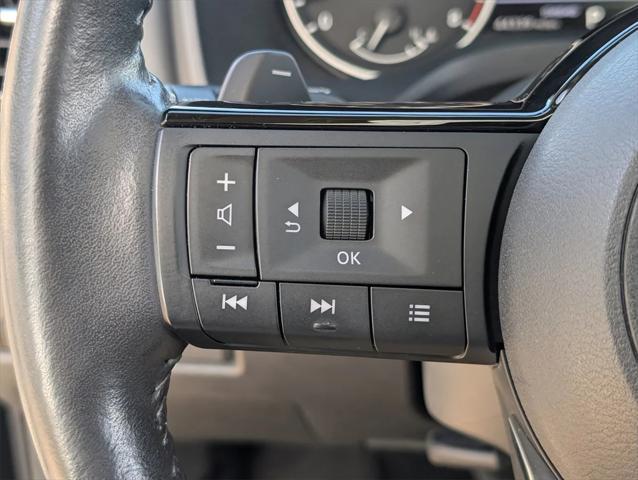 Photo of 2022 Super Black Nissan Rogue