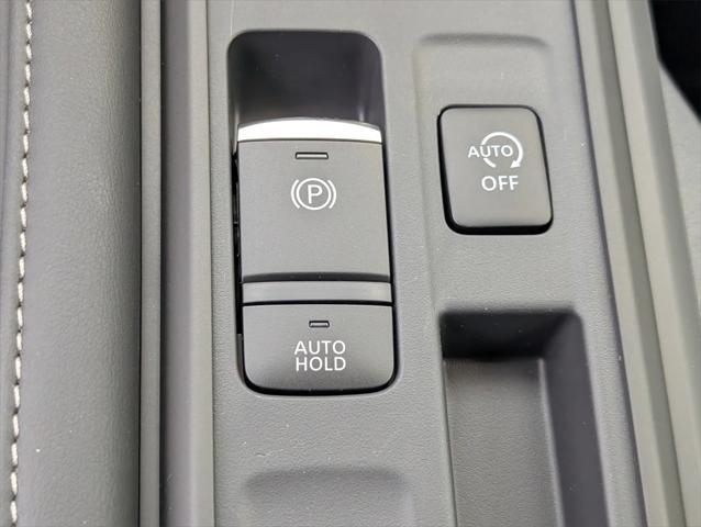 Photo of 2025 Super Black Nissan Pathfinder