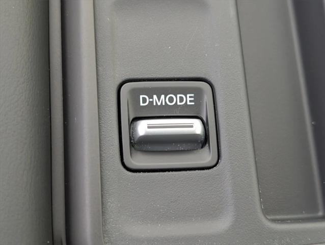Photo of 2025 Super Black Nissan Pathfinder