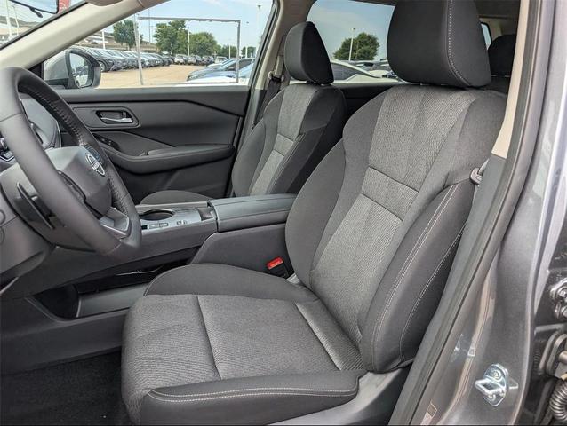 Photo of 2026 Gun Metallic Nissan Rogue