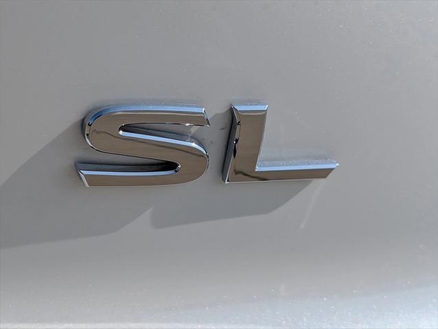 Photo of 2025 Everest White Pearl Tricoat Nissan Pathfinder