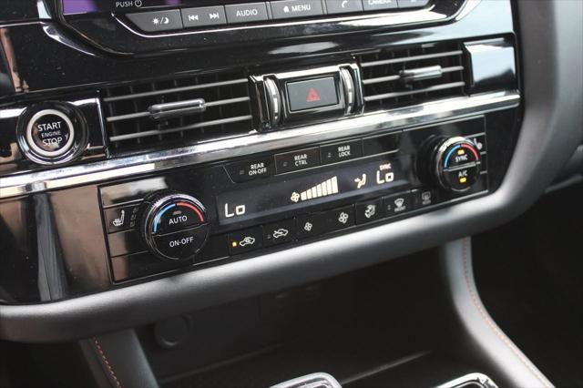 Photo of 2024 Gun Metallic Nissan Pathfinder