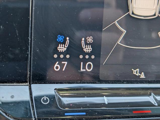 Photo of 2024 Silver Mist Volkswagen Atlas