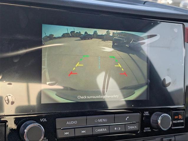 Photo of 2025 Glacier White Nissan Frontier