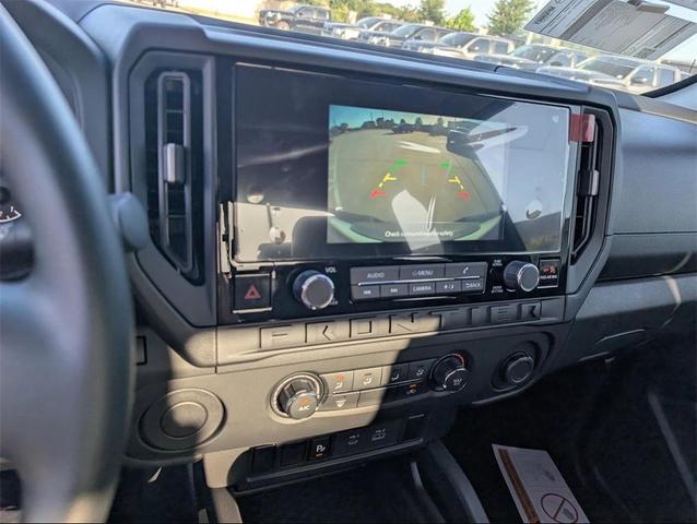 Photo of 2025 Glacier White Nissan Frontier
