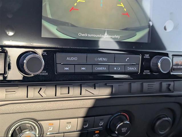 Photo of 2025 Glacier White Nissan Frontier