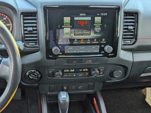 Photo of 2022 Super Black Nissan Frontier