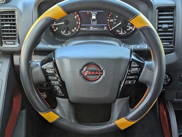 Photo of 2022 Super Black Nissan Frontier