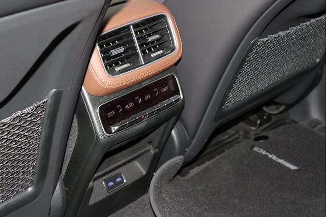 Photo of 2024 Black Mercedes-Benz AMG GLE 53
