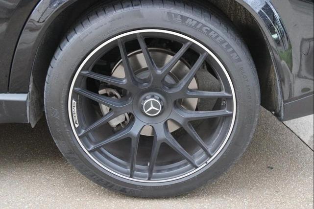 Photo of 2024 Black Mercedes-Benz AMG GLE 53