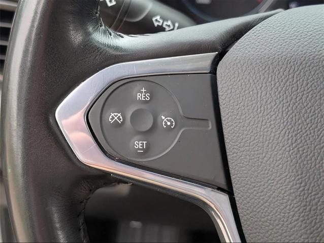 Photo of 2021 Silver Ice Metallic Chevrolet Traverse