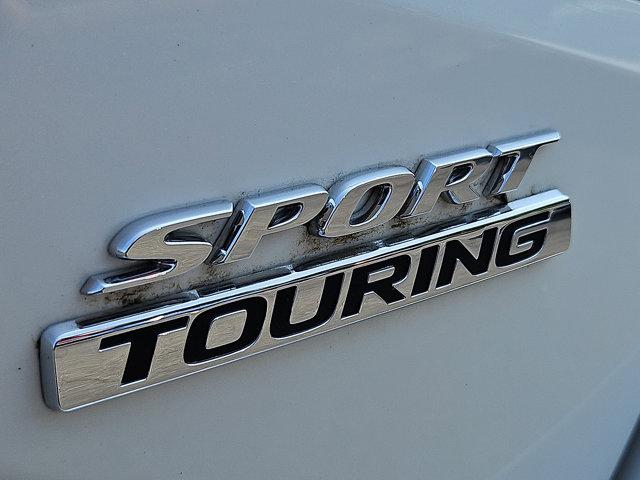 Photo of 2022 Platinum White Pearl Honda Civic