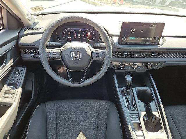 Photo of 2023 Lunar Silver Metallic Honda Accord